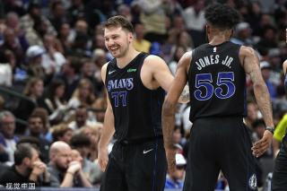 广大球迷的 广大球迷的