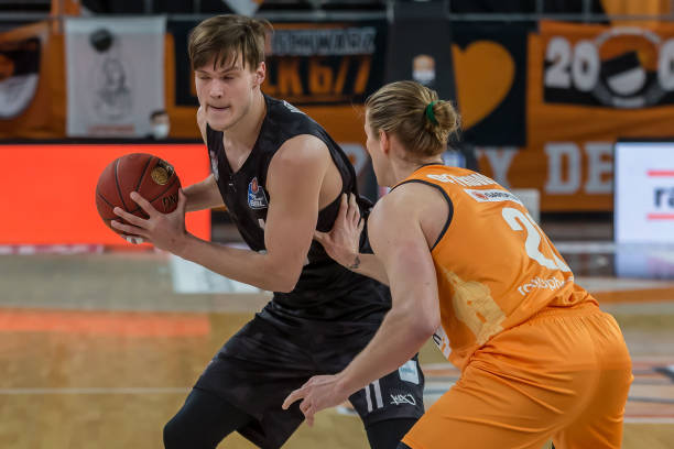 一届欧洲杯 一届欧洲杯