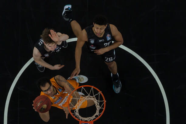 学术巅峰 学术巅峰