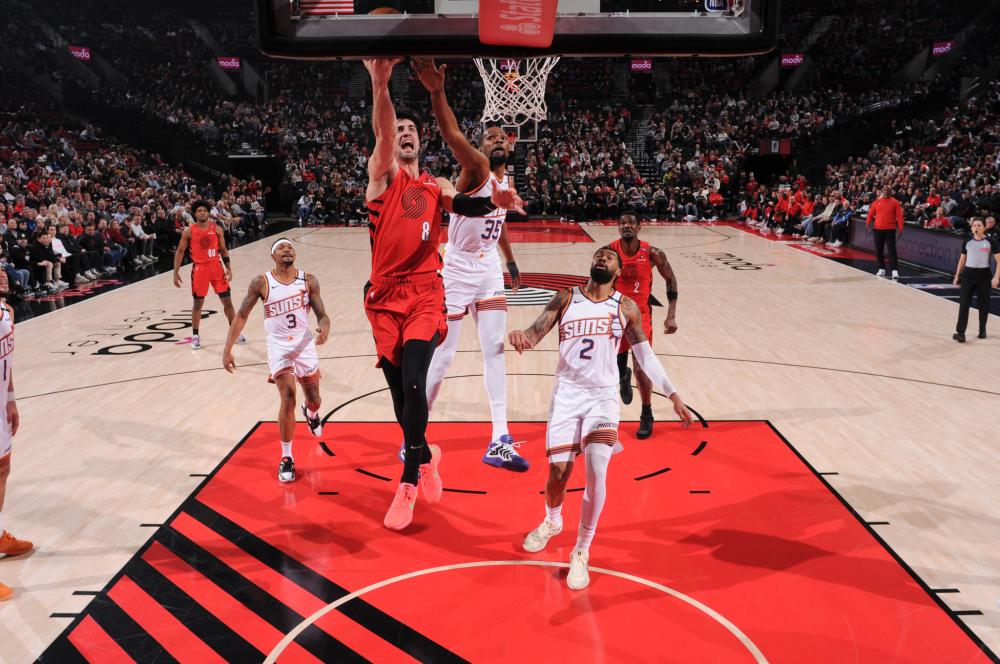 依托林庭谦 依托林庭谦