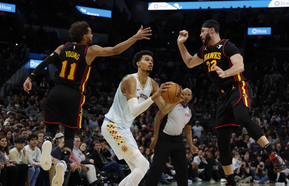 裁判在观看 裁判在观看