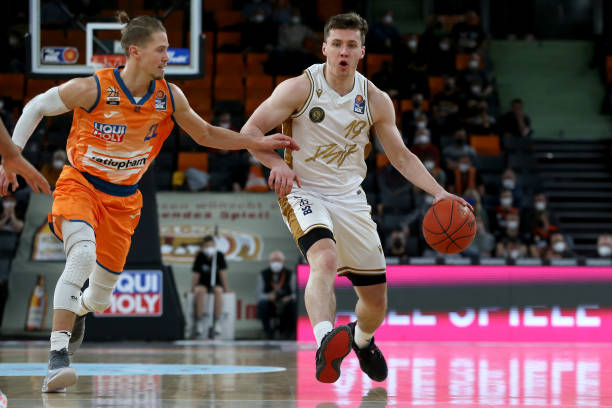 键时刻发挥 键时刻发挥