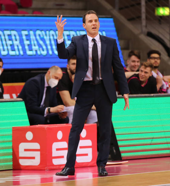 戈里奥的言 戈里奥的言